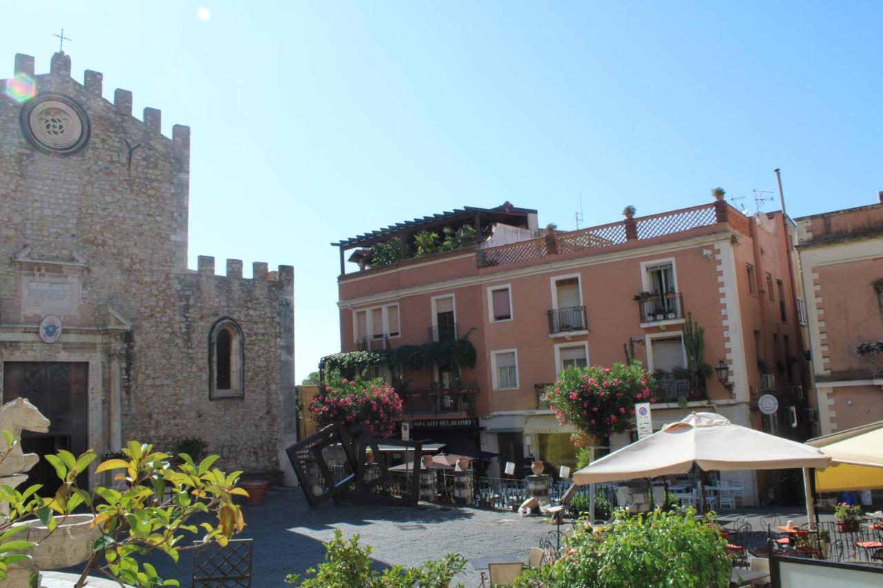 Casa Antica Savoia Lägenhet Taormina Exteriör bild