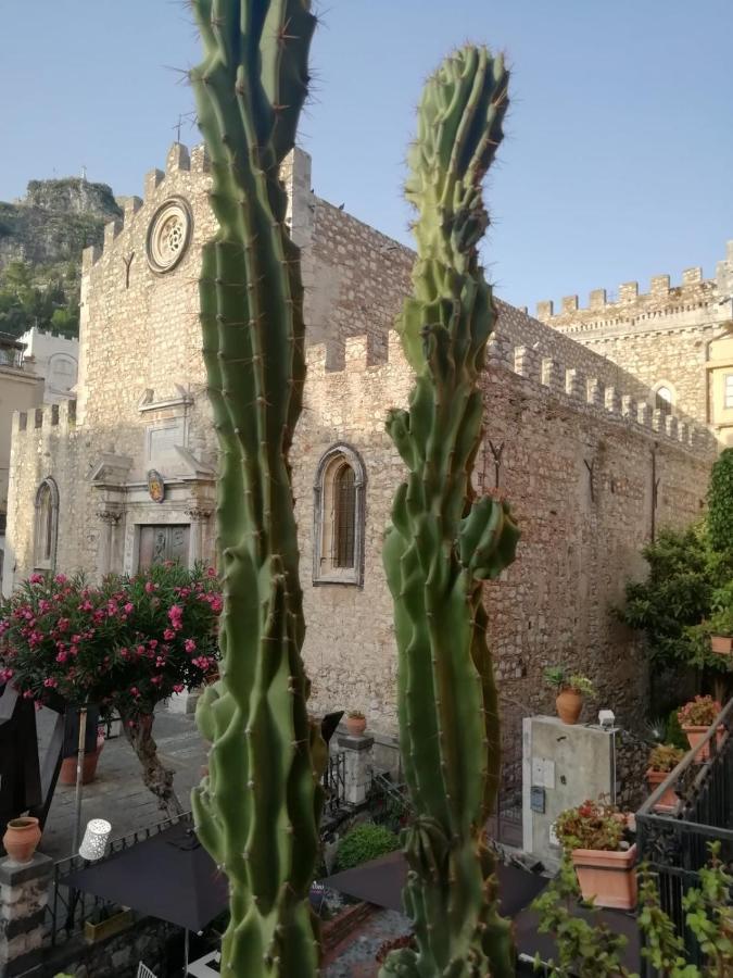 Casa Antica Savoia Lägenhet Taormina Exteriör bild