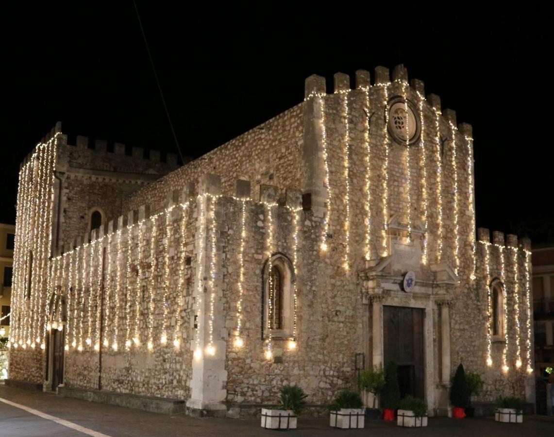 Casa Antica Savoia Lägenhet Taormina Exteriör bild