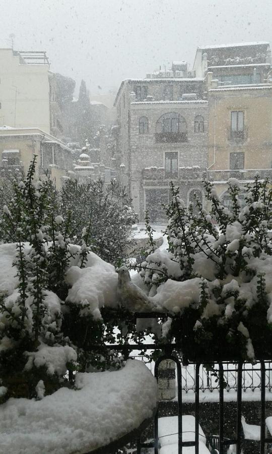 Casa Antica Savoia Lägenhet Taormina Exteriör bild